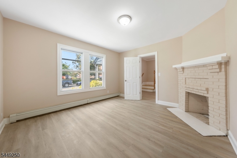 49 Caldwell Pl Property Photo 12