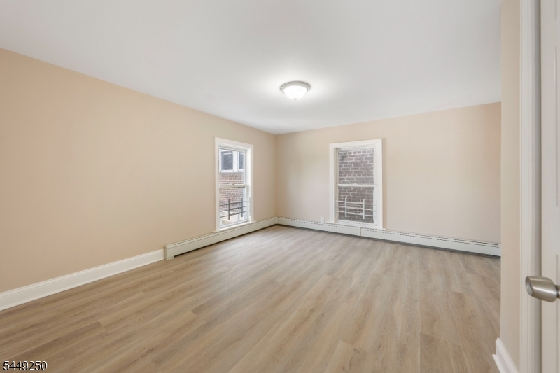 49 Caldwell Pl Property Photo 15