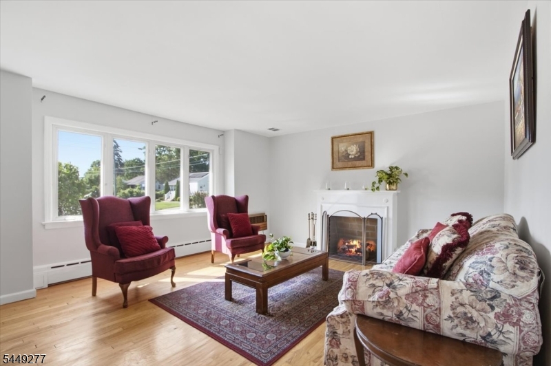 36 Oakland Ave Property Photo 5