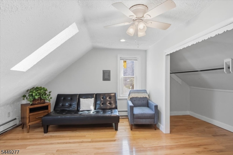 36 Oakland Ave Property Photo 22
