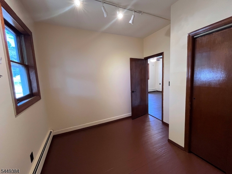 64 Clifton Blvd Property Photo 7