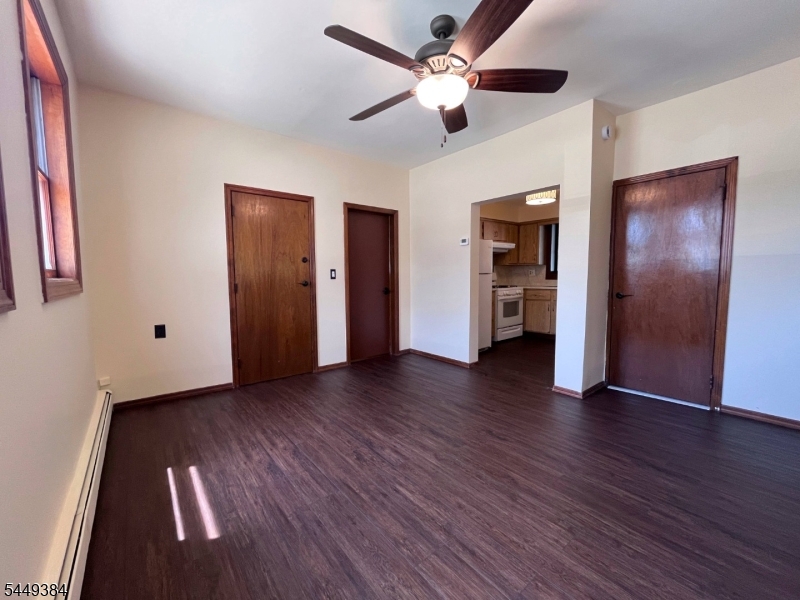 64 Clifton Blvd Property Photo 9
