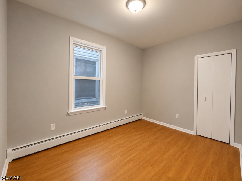 1110 Hampton Pl Property Photo 5