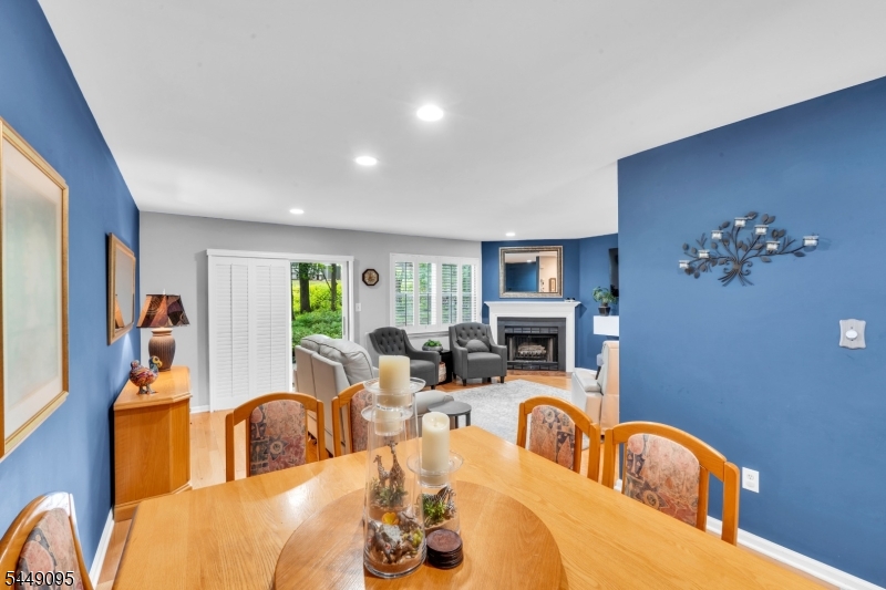 15 Spruce Ter Property Photo 8