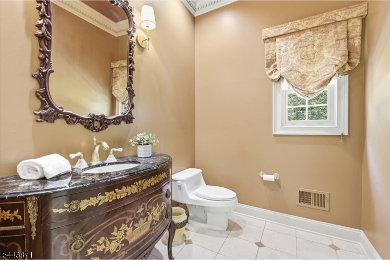 2 Martens Road Property Photo 18