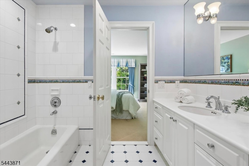 2 Martens Road Property Photo 28