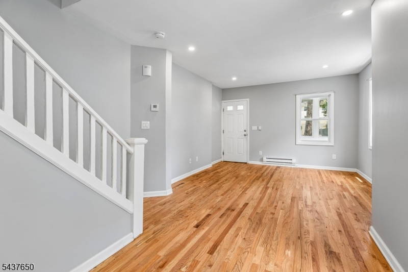 11 Abbett Ave Property Photo 3