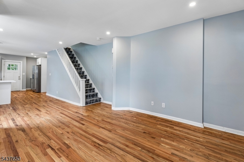 11 Abbett Ave Property Photo 5