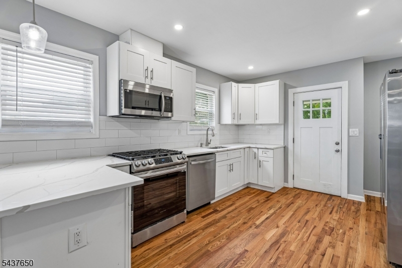 11 Abbett Ave Property Photo 6