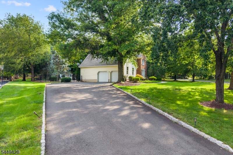 1 Layton Ct Property Photo 34