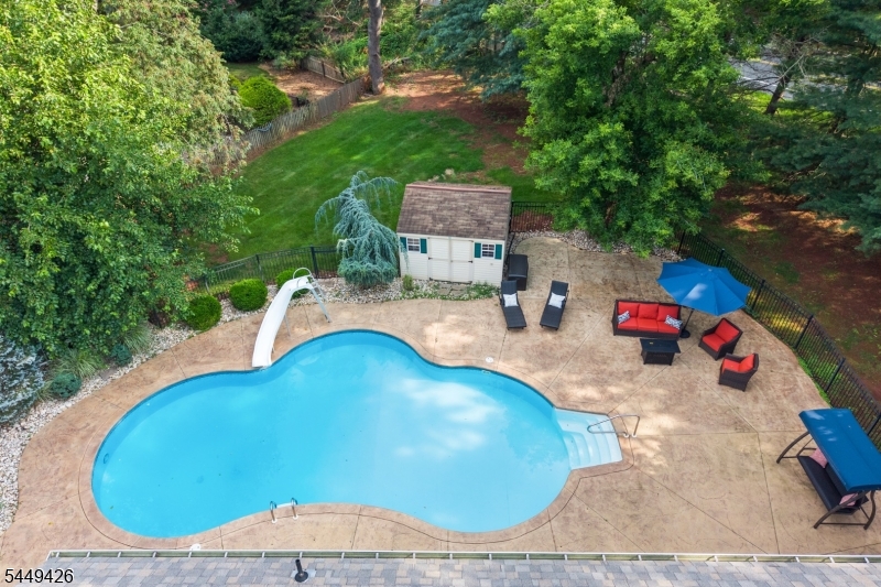 1 Layton Ct Property Photo 37