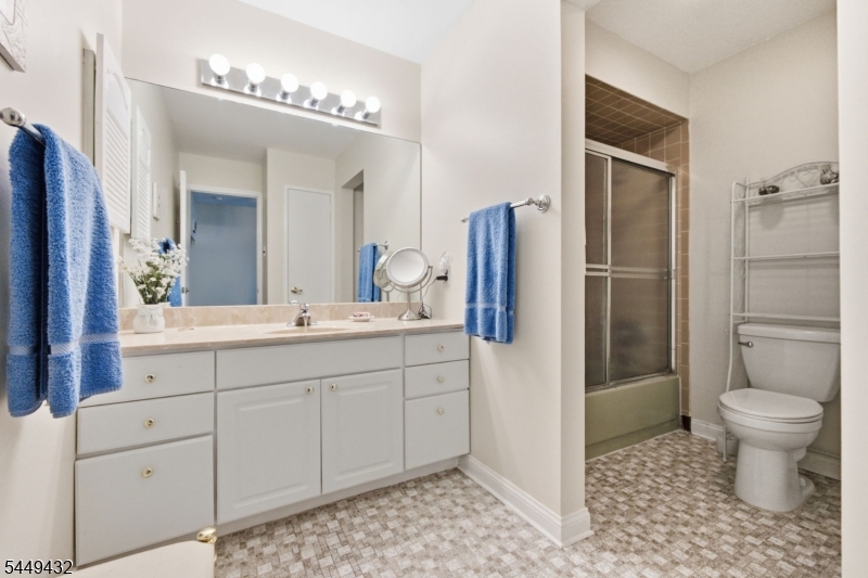 30 Chelsea Way Property Photo 25