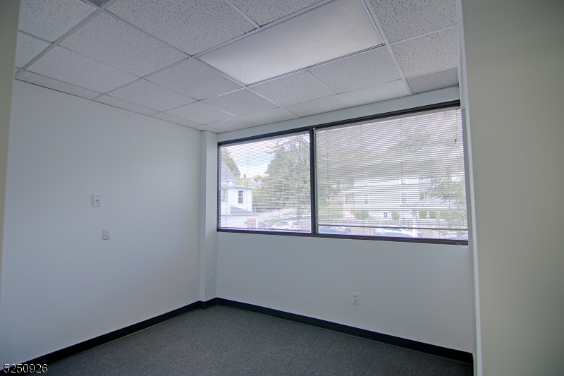 40 Morristown Rd Property Photo 2