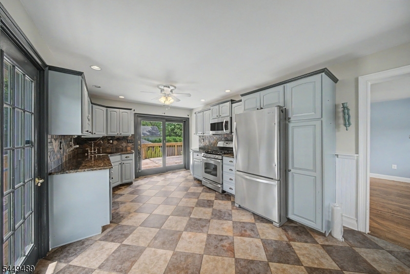 15 Valley Road Property Photo 9