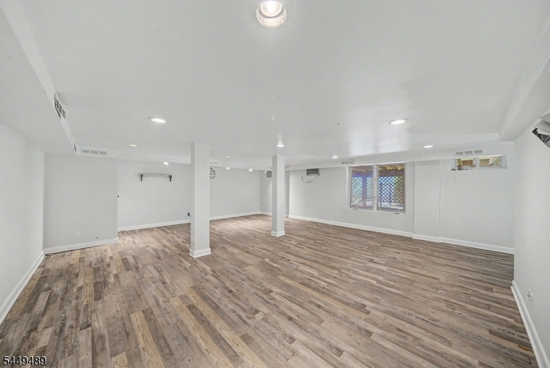 15 Valley Road Property Photo 31