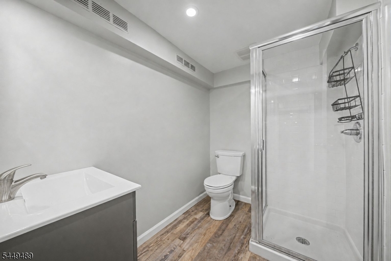 15 Valley Road Property Photo 37