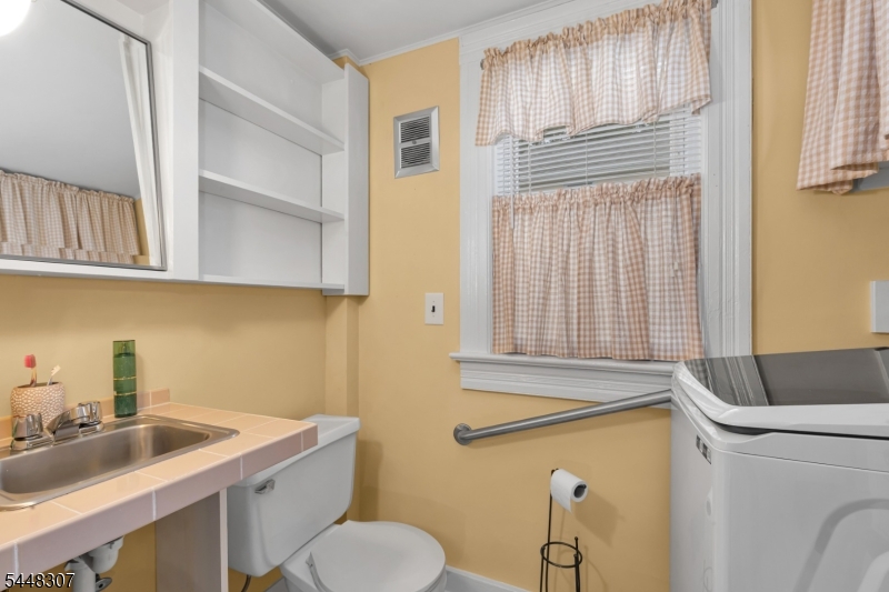 118 Claremont Rd Property Photo 16