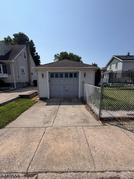 98 Liberty St Property Photo 33