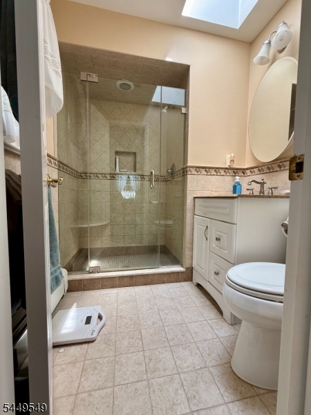 8 Byron Ct Property Photo 12