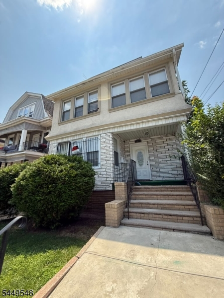 86 Mapes Ave 1 Property Photo 1