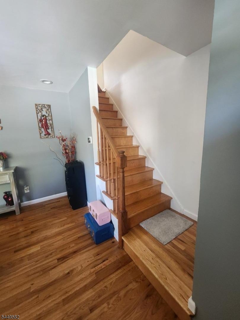 657 Broad St Property Photo 15