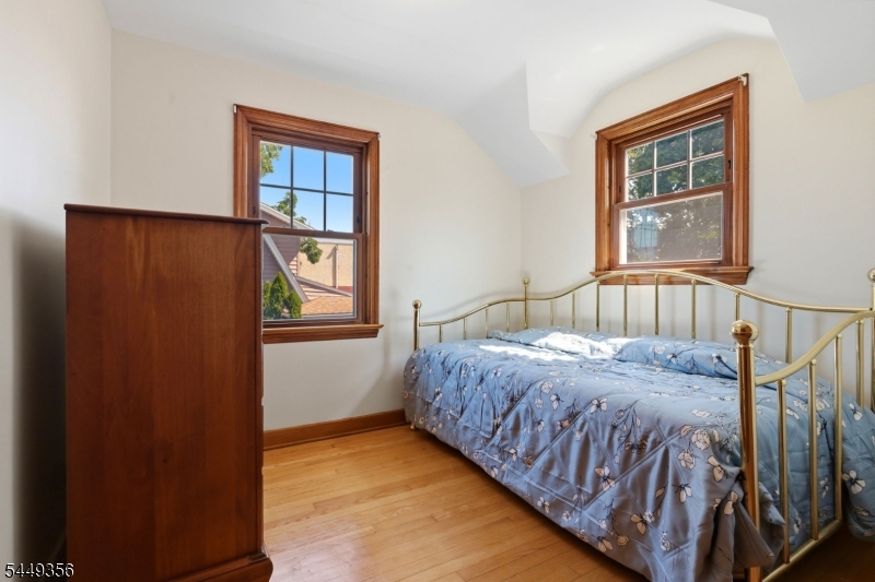 366 Vosseller Ave Property Photo 19