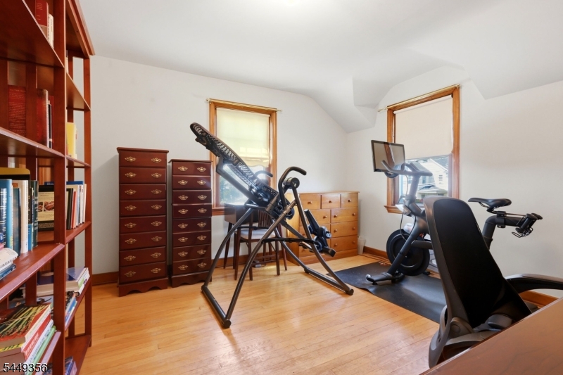 366 Vosseller Ave Property Photo 21