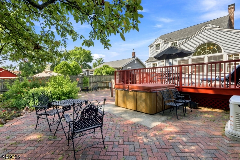 366 Vosseller Ave Property Photo 27