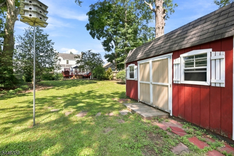 366 Vosseller Ave Property Photo 31