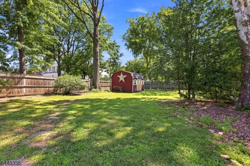 366 Vosseller Ave Property Photo 32
