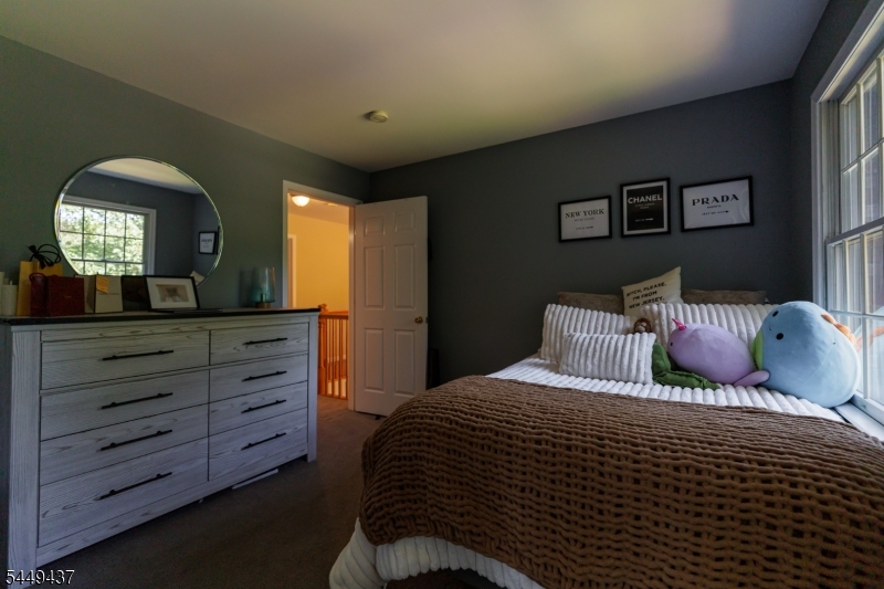 11 Donna Lane Property Photo 17