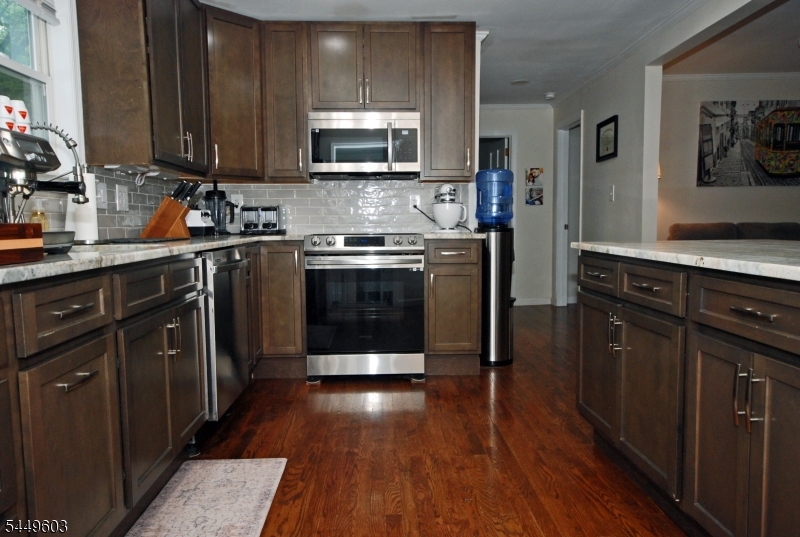 18 Tamarack Rd Property Photo 13