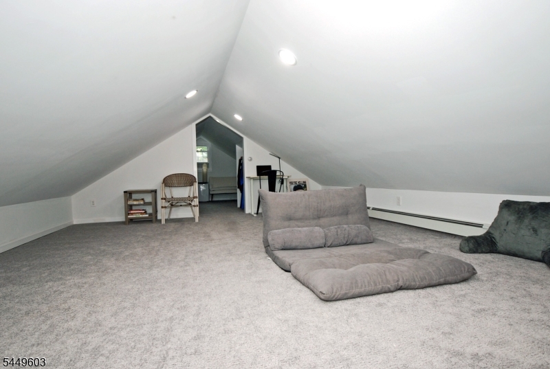 18 Tamarack Rd Property Photo 29