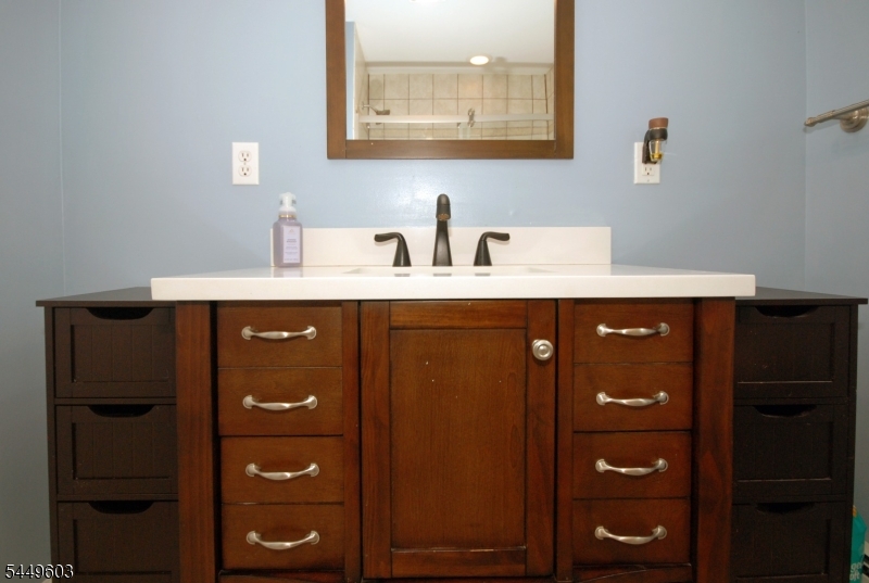 18 Tamarack Rd Property Photo 36