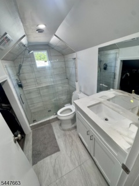 166 Lafayette St Property Photo 5