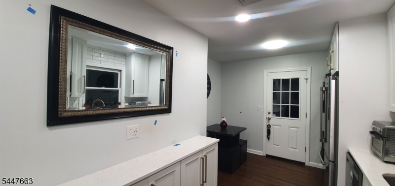 166 Lafayette St Property Photo 18