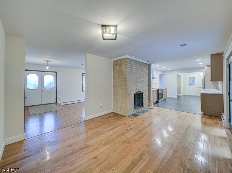 56 Wester Rd Property Photo 4