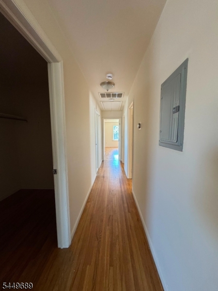12 Halleck St Property Photo 9