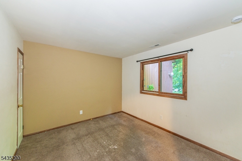 14 Stonehill Dr 6 Property Photo 20
