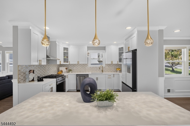 61 Bart Pl Property Photo 12
