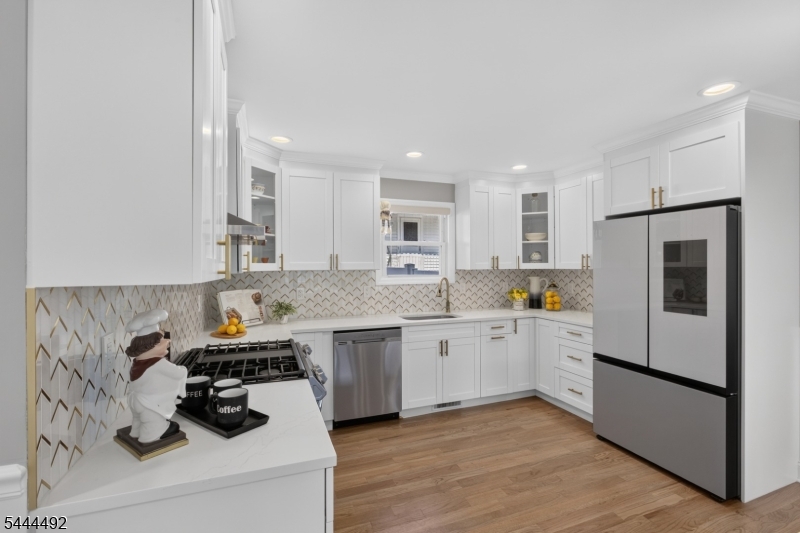 61 Bart Pl Property Photo 12