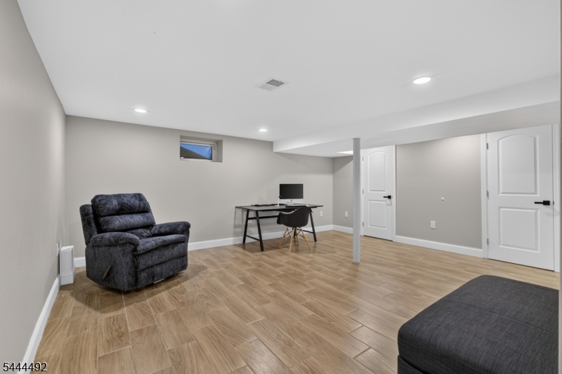 61 Bart Pl Property Photo 35