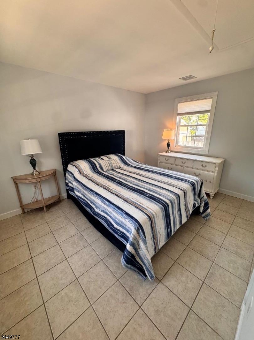 257 Sheridan Ave Property Photo 13
