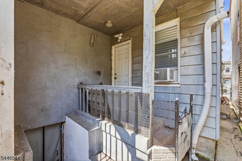 101 Highland Ave Property Photo 5