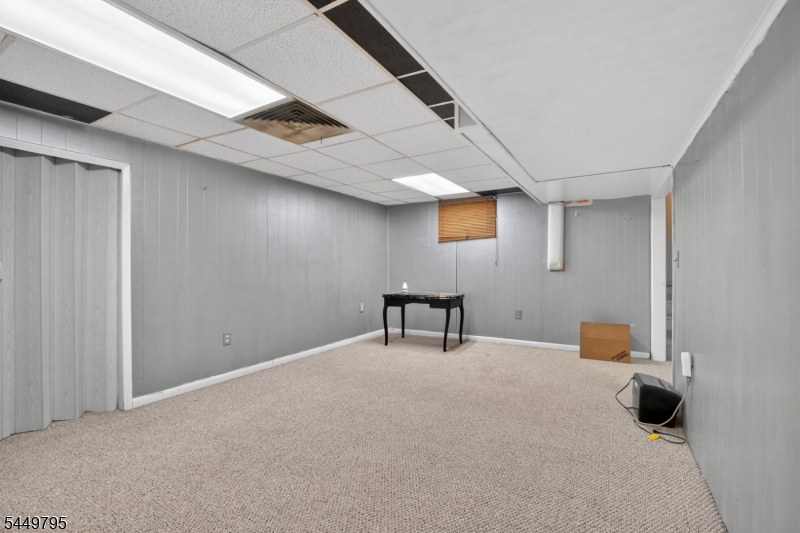 286 Atlantic Dr. Property Photo 17