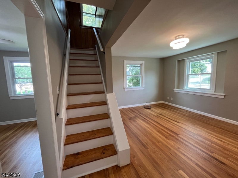 67 Rowland Ave Property Photo 16