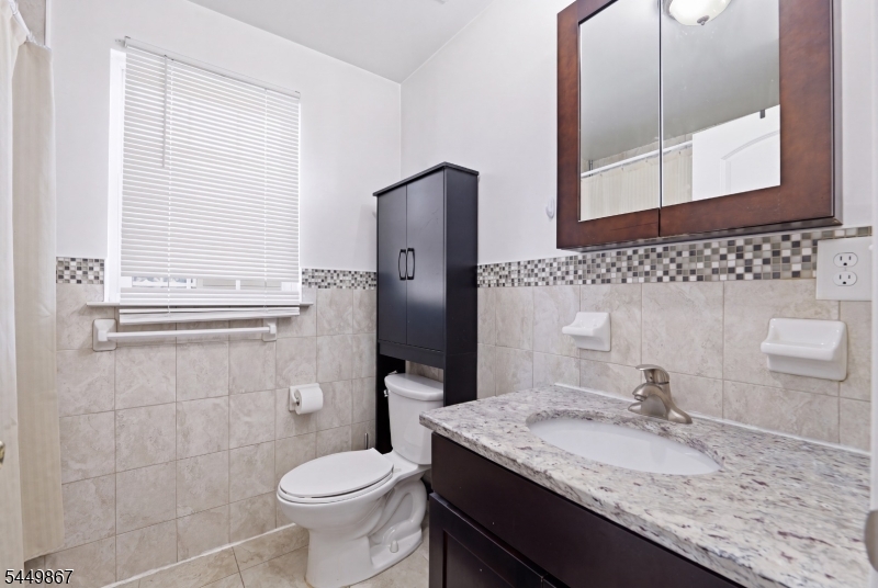 17 Stanton St Property Photo 20