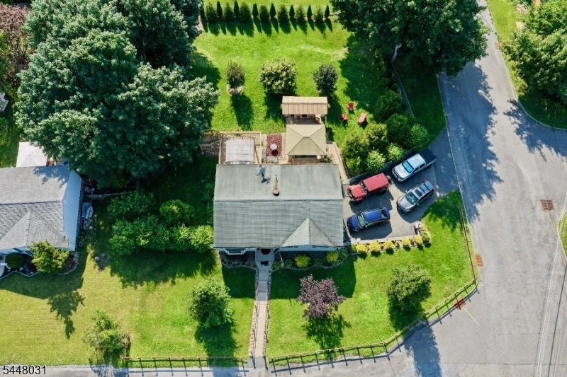 2 Washington Rd Property Photo 24
