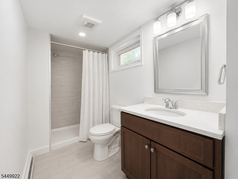 28 Carr St 1 Property Photo 19