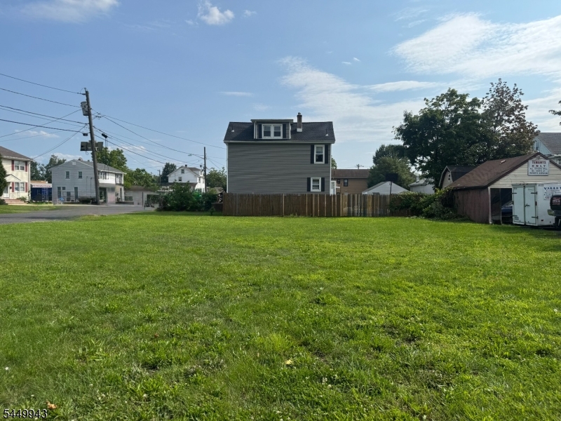 Jefferson Avenue Property Photo 1